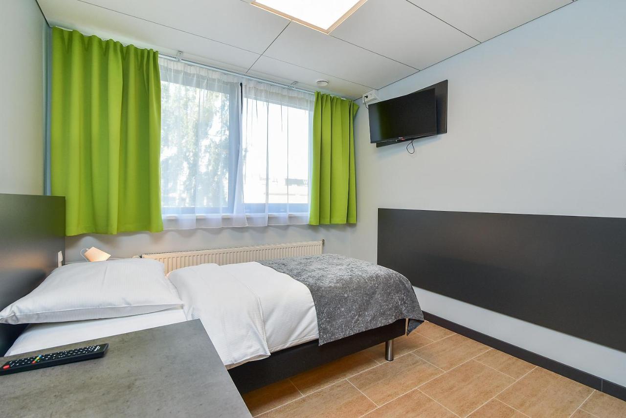 City Yard Inn Hotel Tallinn Exterior foto